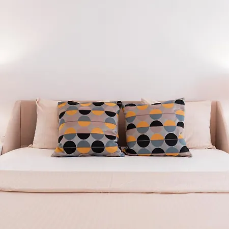 Drumul Taberei Aproape De Parc, Mall & Metrou *