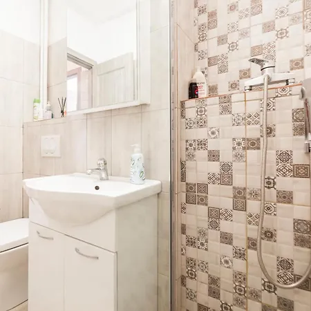 Apartment Drumul Taberei Aproape De Parc, Mall & Metrou