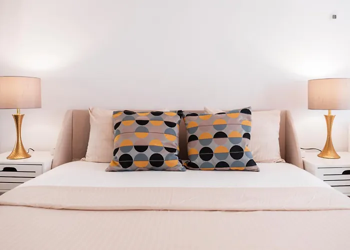 Drumul Taberei Aproape De Parc, Mall & Metrou *